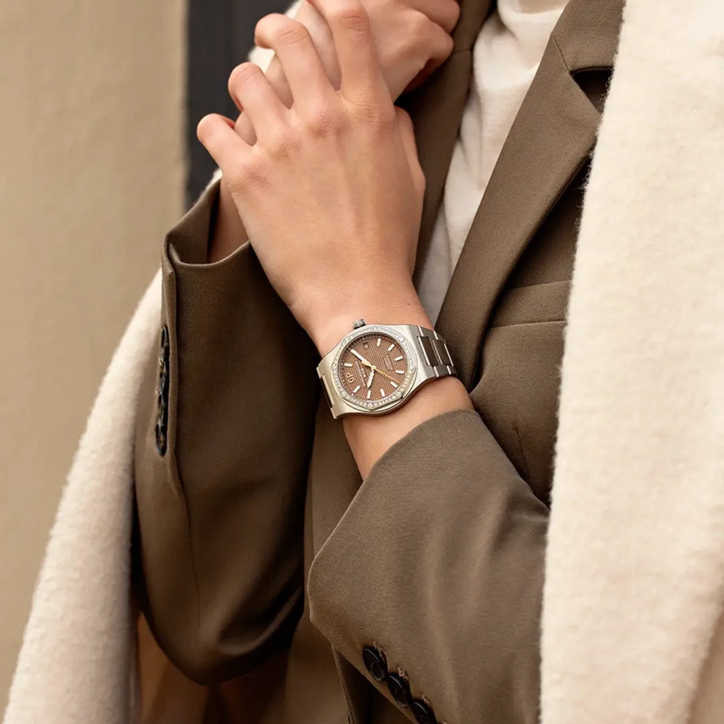 Girard-Perregaux Laureato Watch 38mm Copper with Diamond-Set Bezel - Image 3