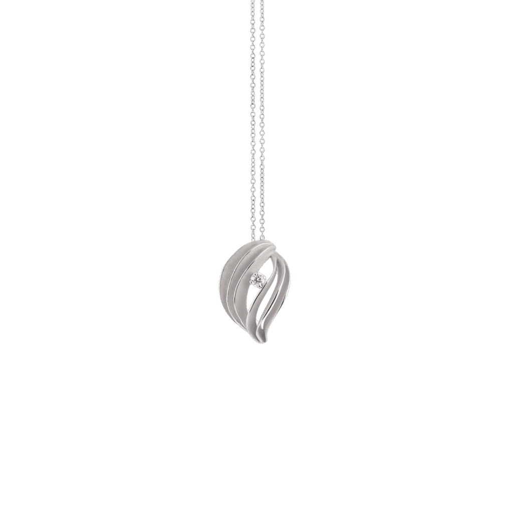 Velaa Star Pendant in 18k White Gold with Diamonds