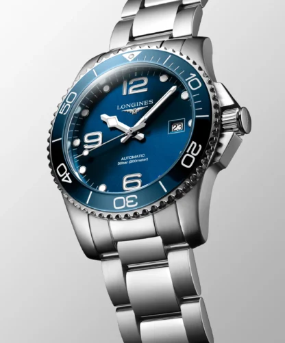 HydroConquest 41mm,Stainless Steel, Sunray Blue Dial side view
