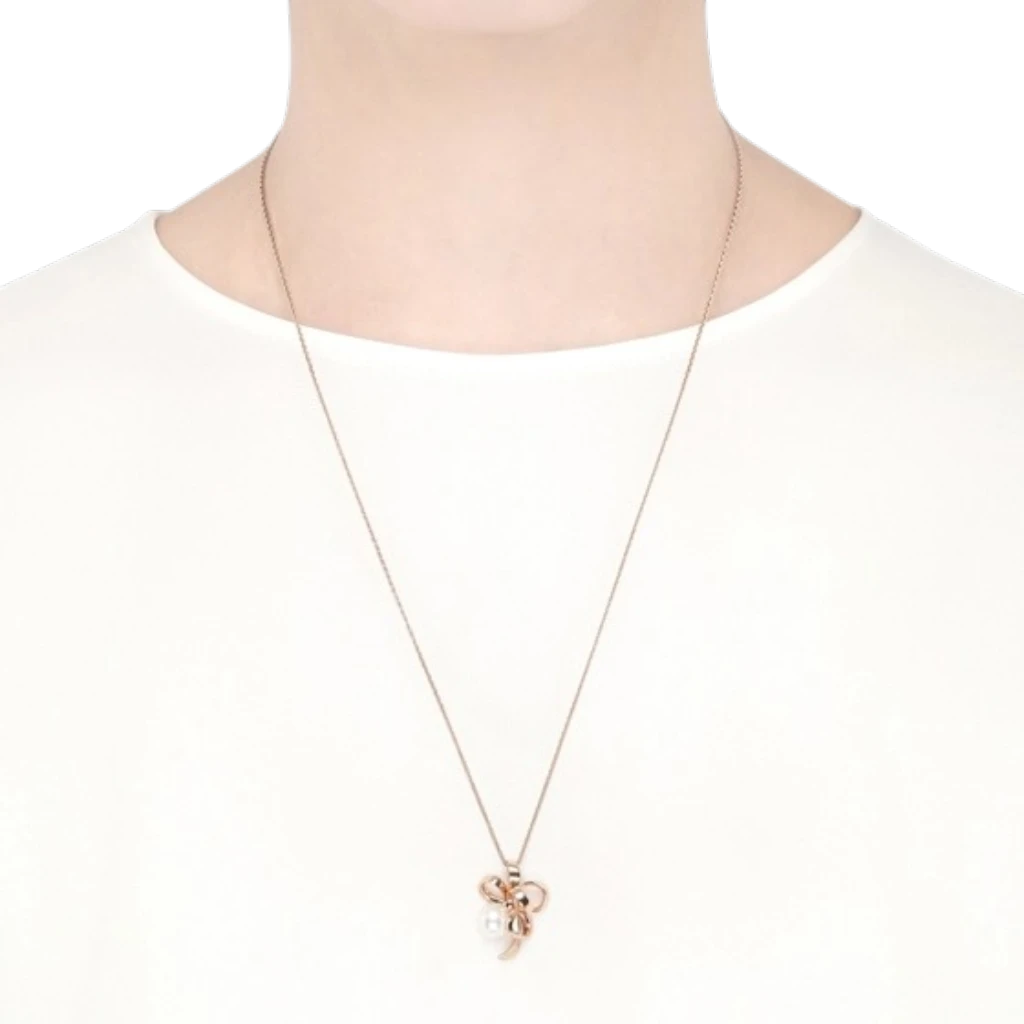 Jeux de Rubans Akoya Cultured Pearl Pendant in 18K Pink Gold - Image 2