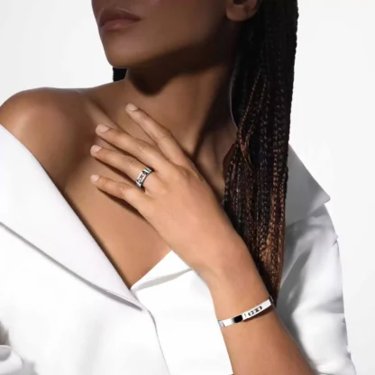 Move Noa White Gold Diamond Ring