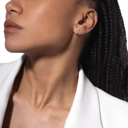 Move Uno Yellow Gold Stud Earrings