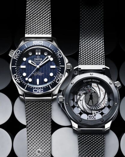 Caseback of Omega Seamaster Diver 300M James Bond Edition showing 007 gun-barrel design