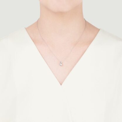 Akoya Cultured Pearl Pendant in 18K White Gold - model