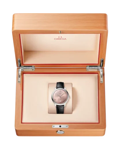 Box Omega De Ville Prestige 41 mm, steel on leather strap