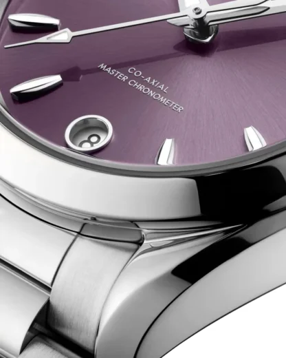Seamaster Aqua Terra Shades 34 mm, Lavender Dial - details