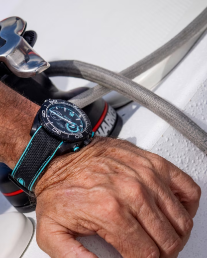 OMEGA Seamaster Planet Ocean 600M ETNZ Deep Black - on the wrist