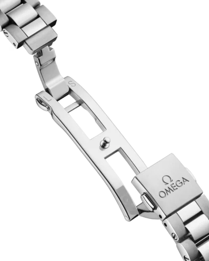 Aqua Terra 150M Seamaster Steel Chronometer Watch open strap vieew