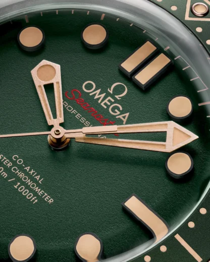 Seamaster Diver 300M Titanium - Bronze Gold Watch - closer look