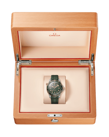 OMEGA Seamaster Diver 300M Titanium - Bronze Gold Watch on the box
