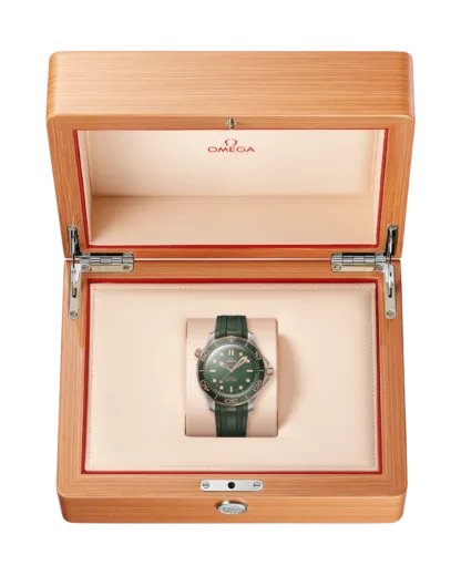 OMEGA Seamaster Diver 300M Titanium - Bronze Gold Watch on the box
