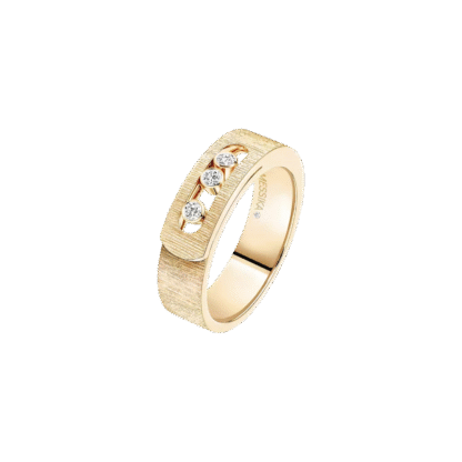 Move Noa Ciselé Diamond Ring in Yellow Gold