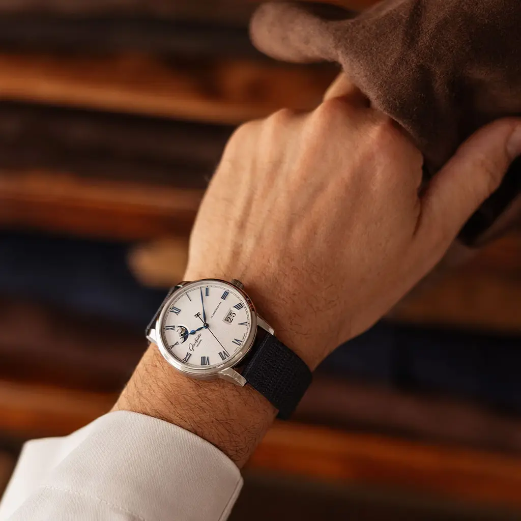 Glashutte Senator Excellence Panorama Date Moon Phase 40mm Watch - Image 2