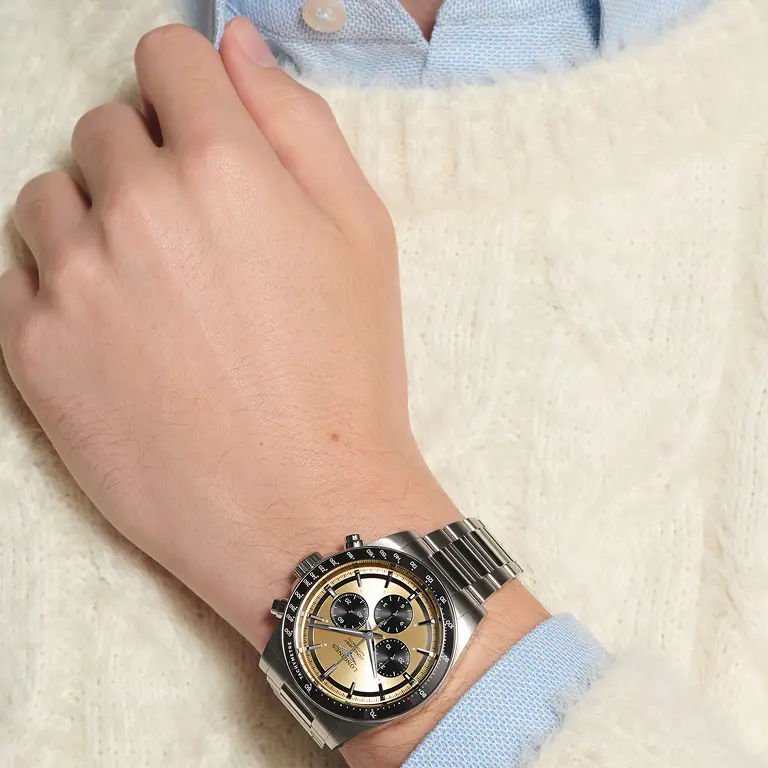 Longines Conquest Men's 42mm Watch - Image 4