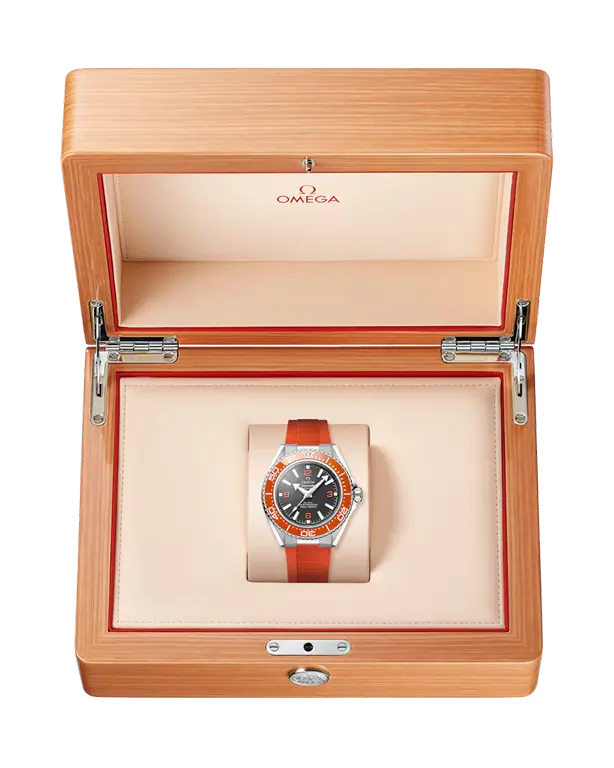 Omega Seamaster Planet Ocean 600M 42mm Watch - Image 4