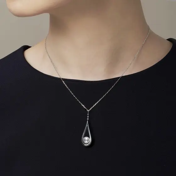Mikimoto Akoya Pearl Teardrop Pendant Necklace - Image 2
