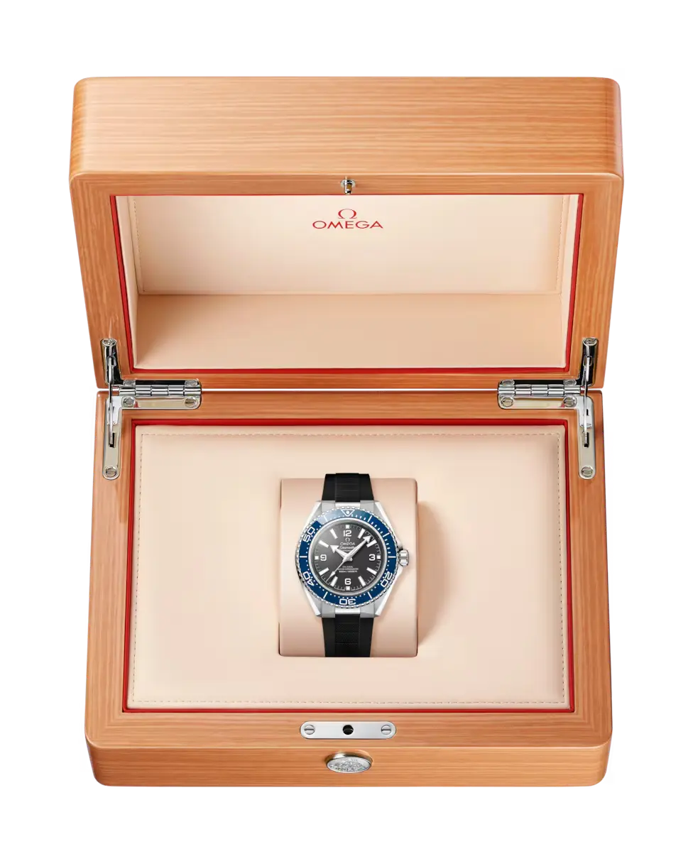 Omega Seamaster Planet Ocean 600M 42mm Watch - Image 6
